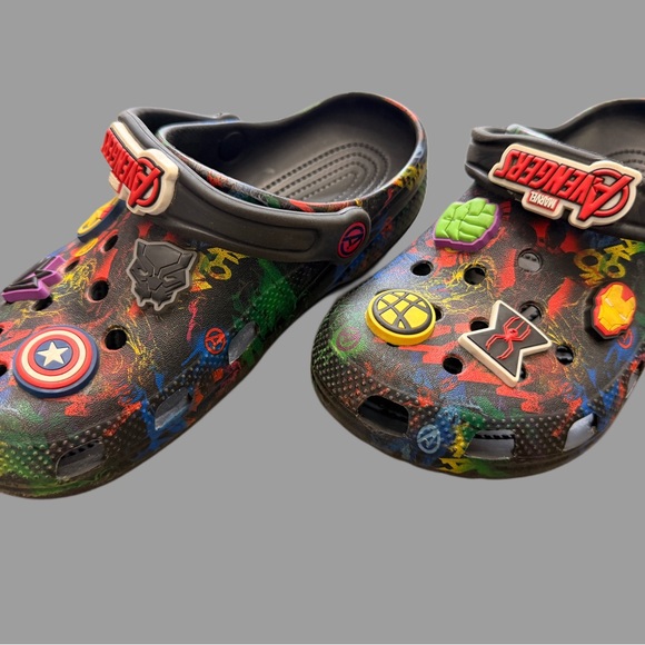 CROCS Boys Bundle| Size 5 | 2 Pairs | Marvel and Splash Print | Like New - Picture 2 of 3